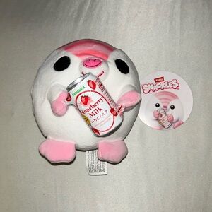 Zuru Snackles Pink Armadillo